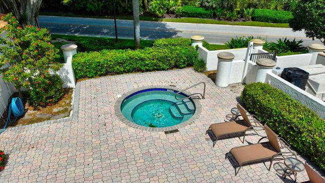 $699,999 | 5846 Northwest 24th Avenue, Unit 203, Boca Raton, FL 33496