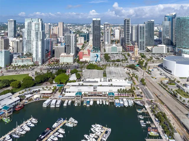 a picture of city view