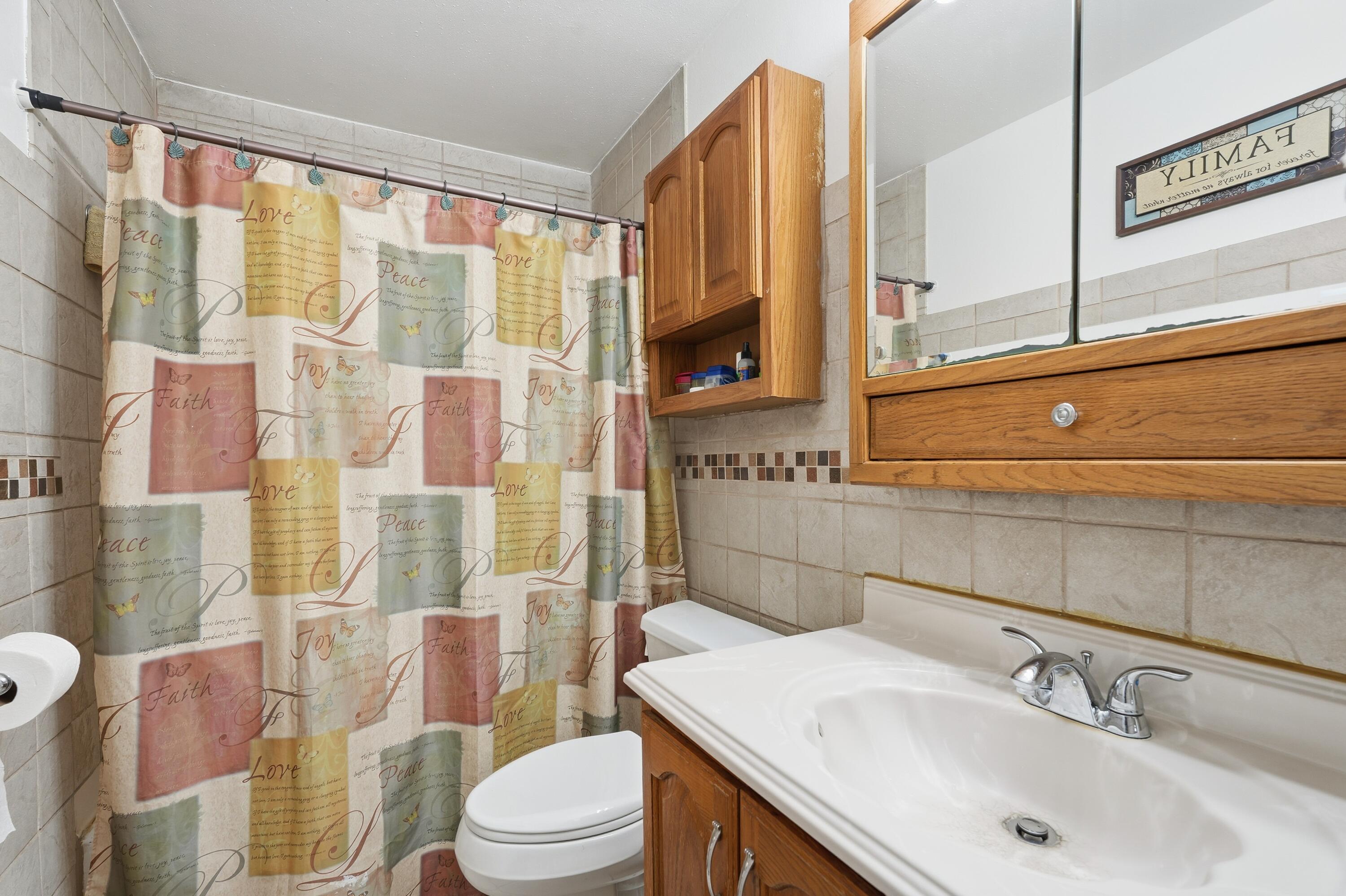6463 North 55th Street Milwaukee, WI 53223 - Photo 13 of 25 TMJ03414.jpg-FULL