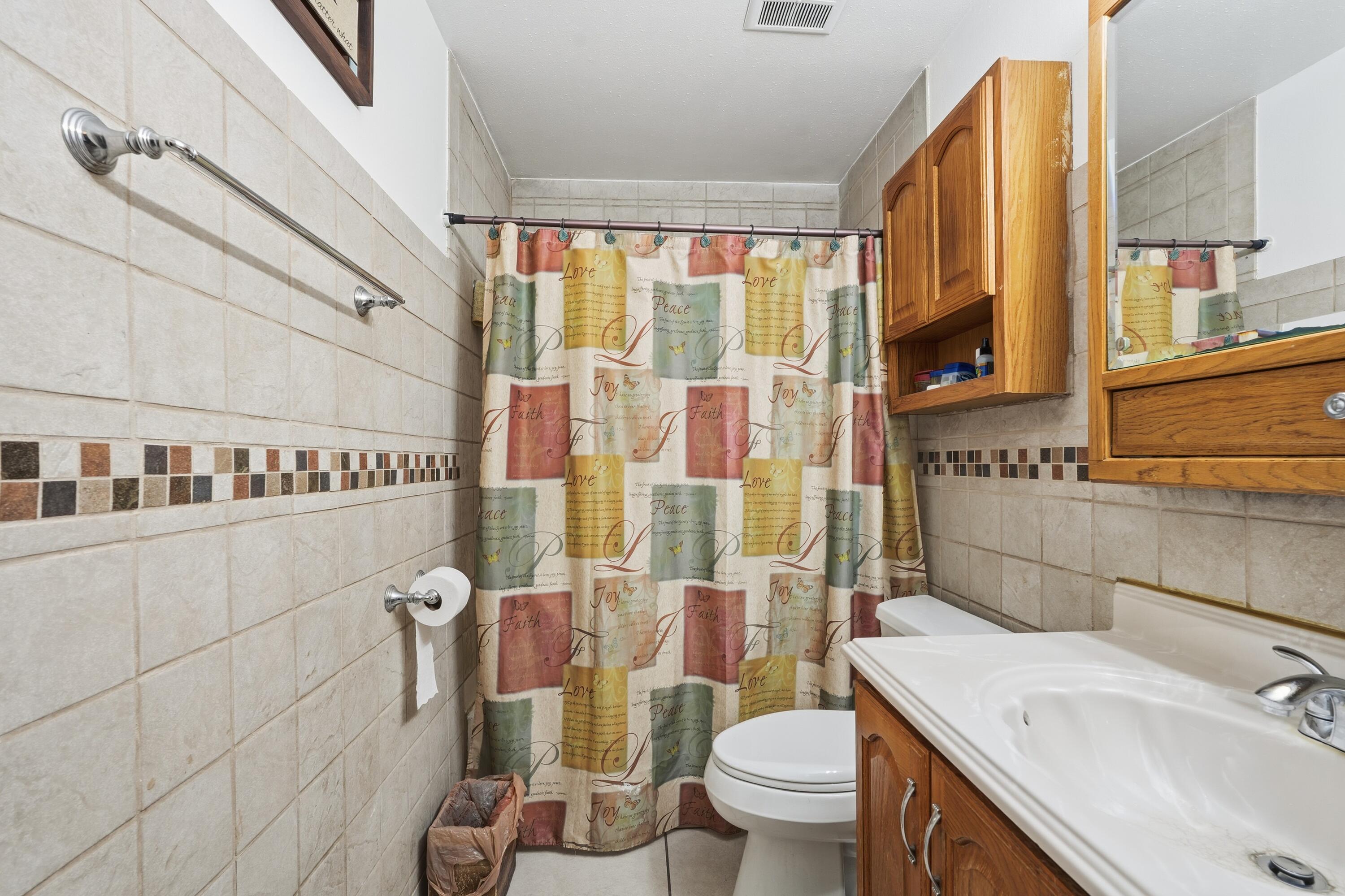 6463 North 55th Street Milwaukee, WI 53223 - Photo 14 of 25 TMJ03419.jpg-FULL