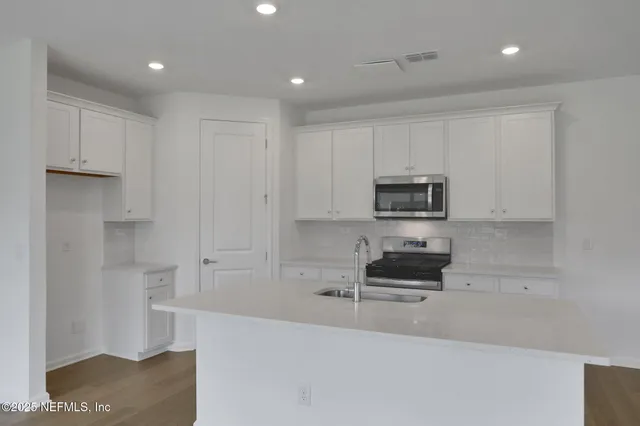 a view of walk in closet