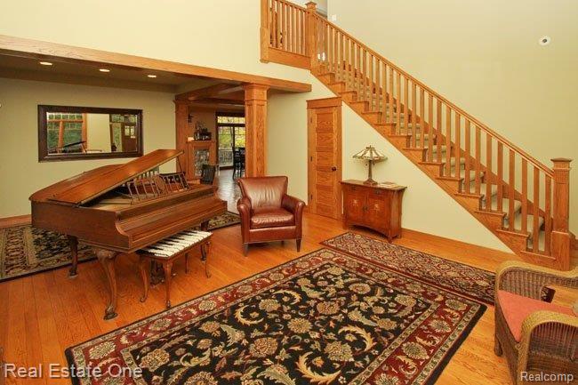 11687 Buno Road Brighton, MI 48114 - Photo 4 of 25 IMG_1222.jpg
