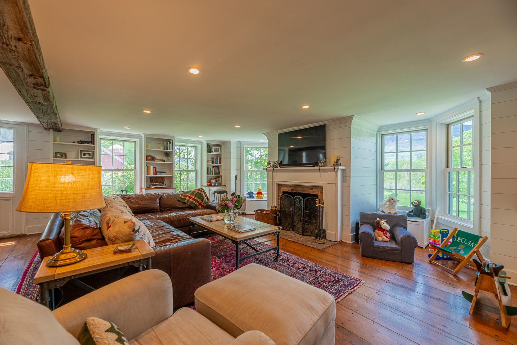 1589 Richville Road Manchester, VT 05255 - Photo 14 of 37