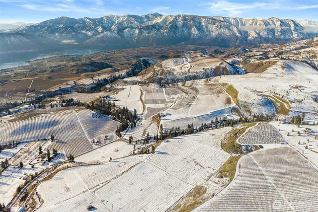 $650,000 | 565 Boyd Loop Road, Manson, WA 98831