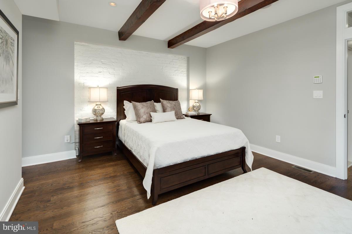 1723 Willard Street Northwest Washington, DC 20009 - Photo 13 of 30 Bedroom (Master)