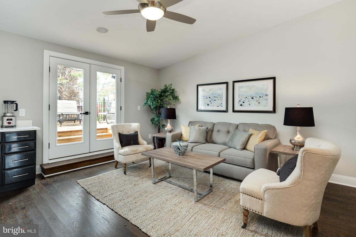 1723 Willard Street Northwest Washington, DC 20009 - Photo 20 of 30 Family Room