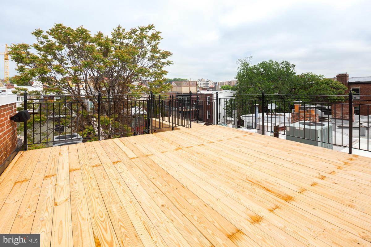 1723 Willard Street Northwest Washington, DC 20009 - Photo 24 of 30 Rooftop Decl