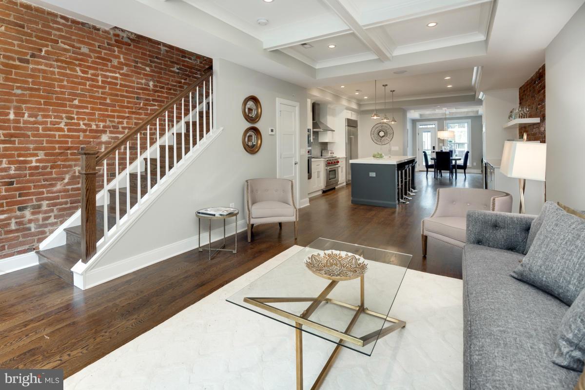1723 Willard Street Northwest Washington, DC 20009 - Photo 6 of 30 Living Room