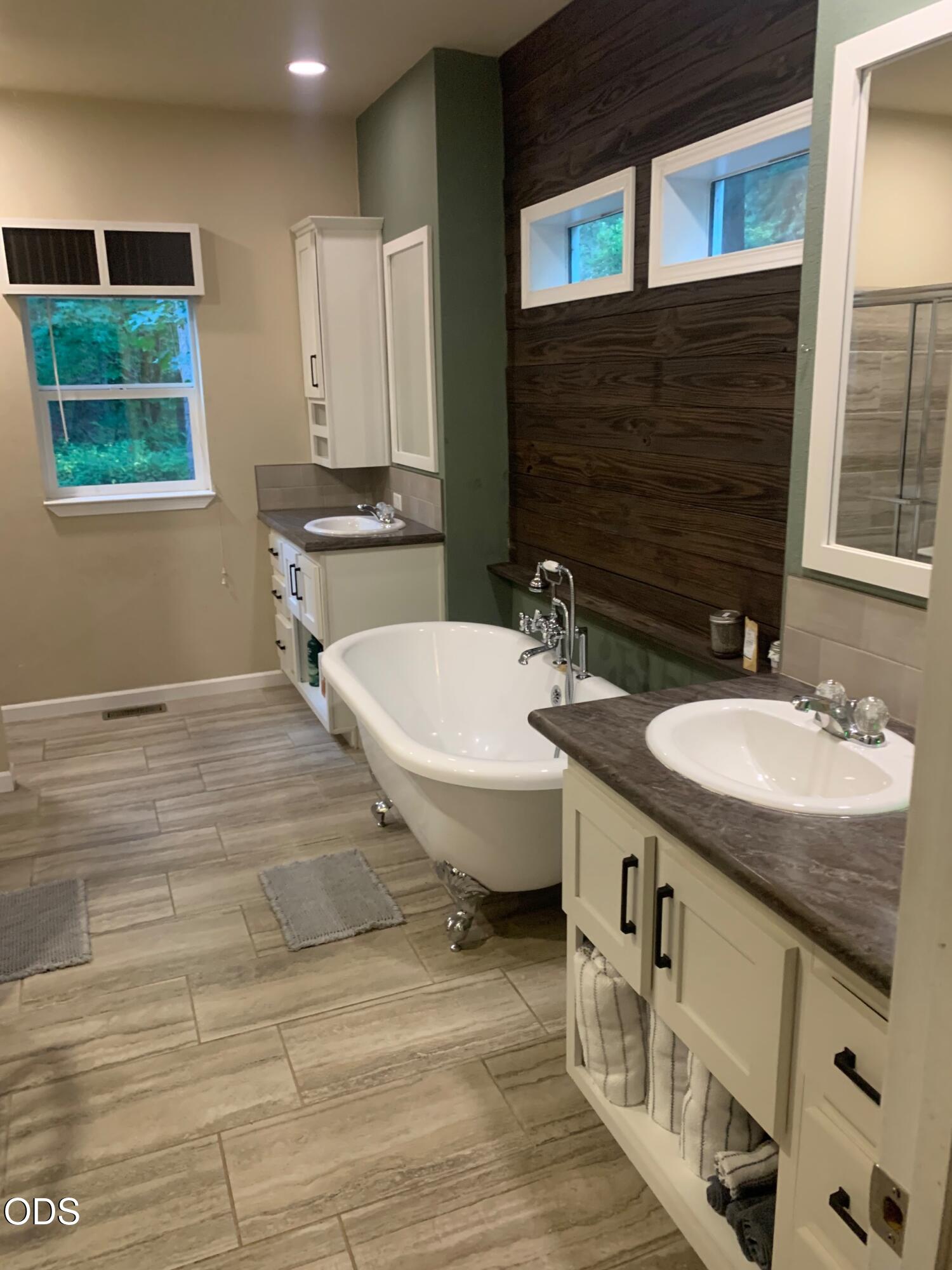 52 Dodes Creek Road Trail, OR 97541 - Photo 4 of 6 Gallery Image 4