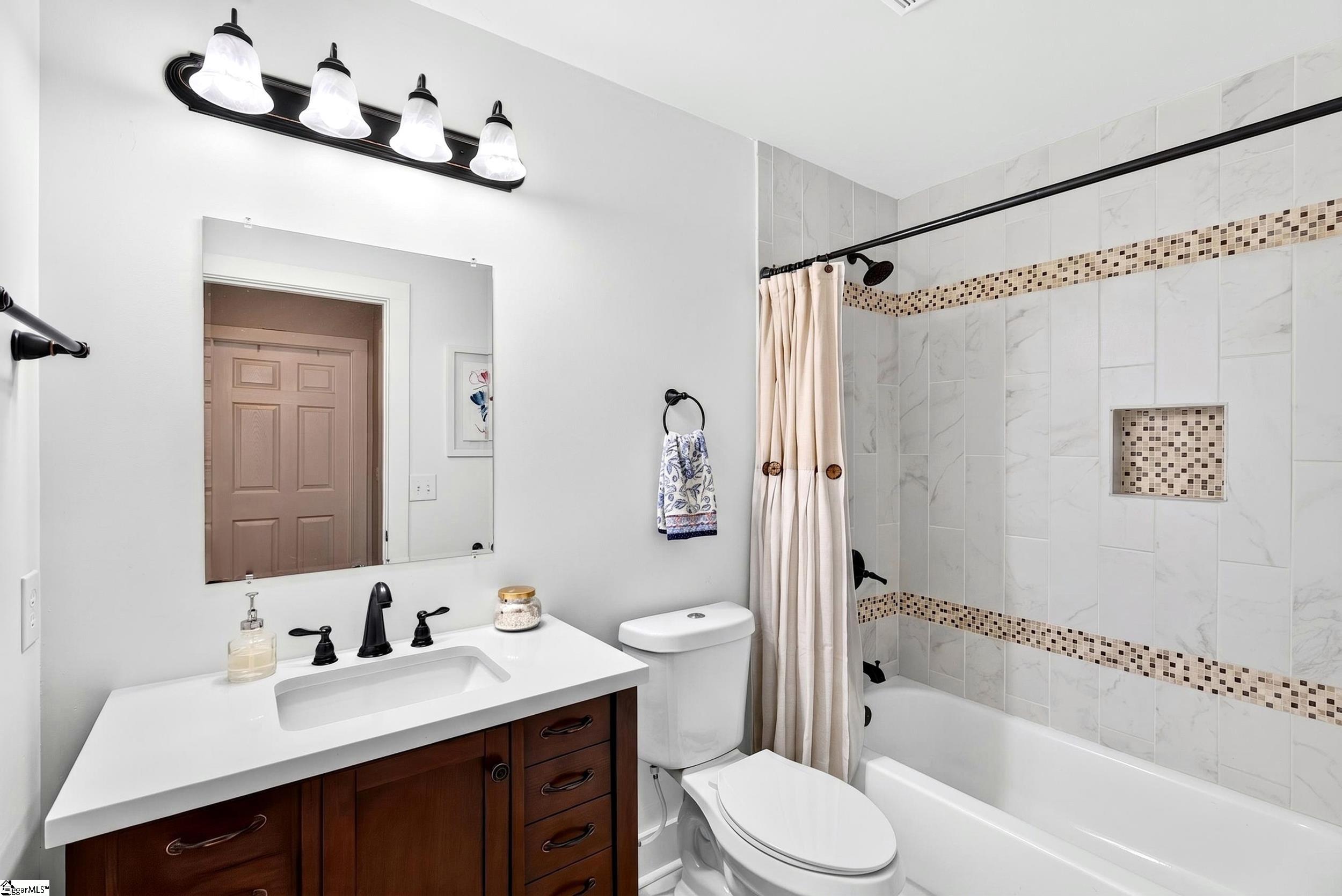 1020 Jacobs Road Greenville, SC 29605 - Photo 18 of 21 Gallery Image 18