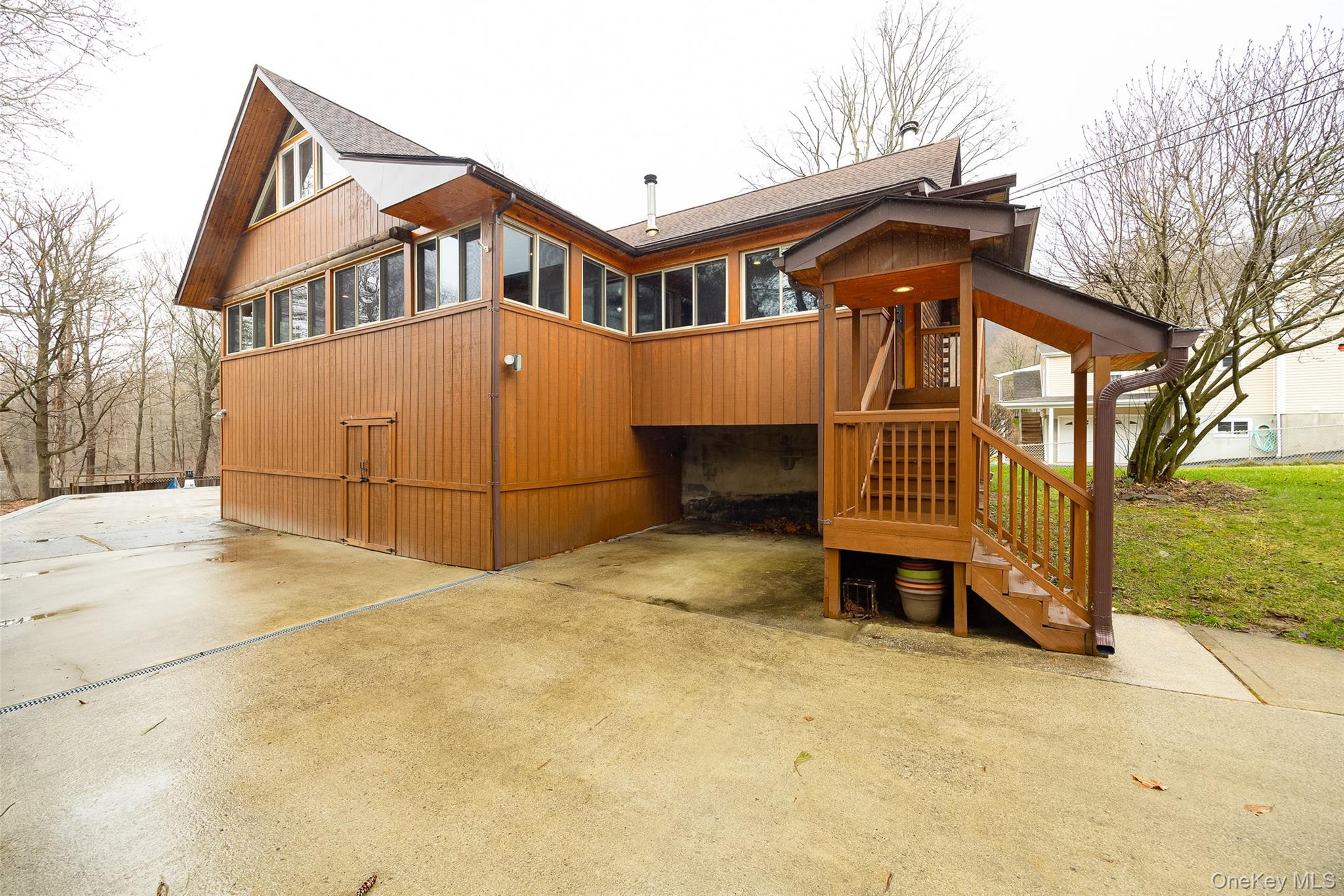 21 Old Town Road Beacon, NY 12508 - Photo 2 of 38