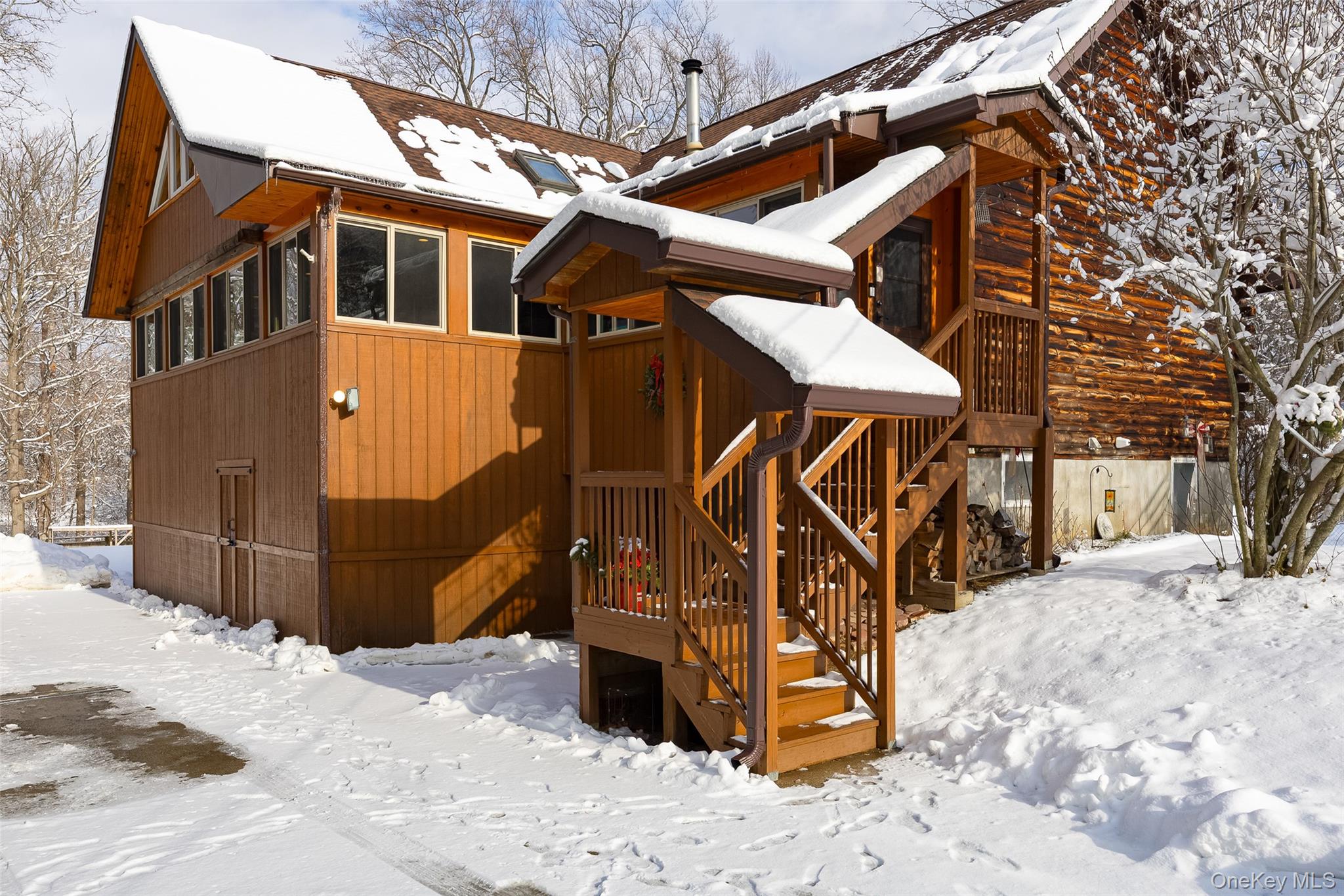 21 Old Town Road Beacon, NY 12508 - Photo 2 of 15