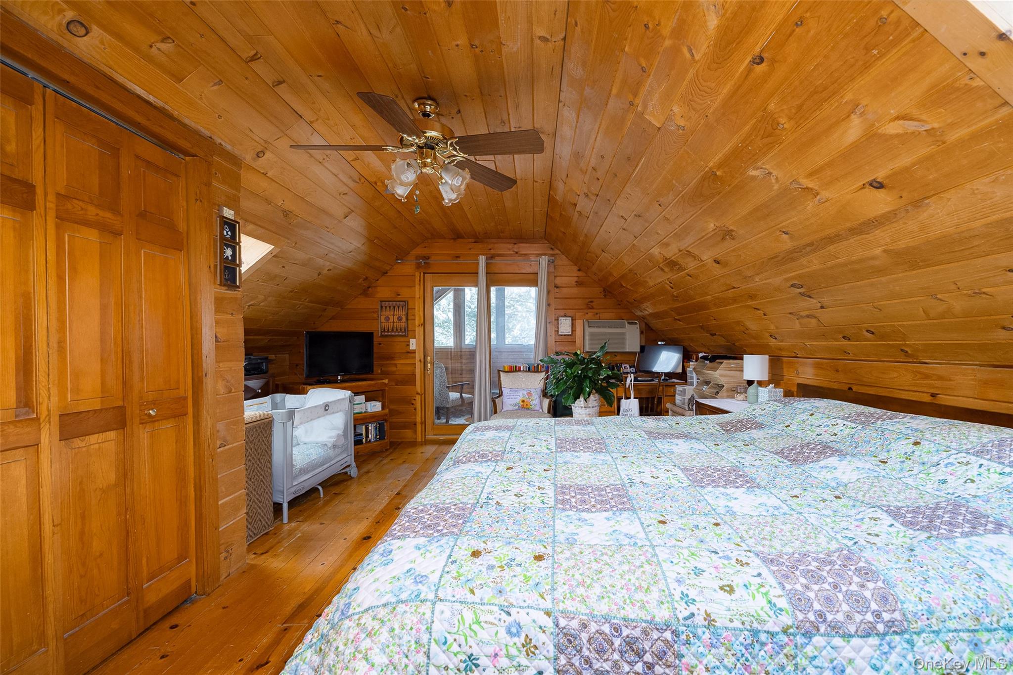 21 Old Town Road Beacon, NY 12508 - Photo 33 of 38