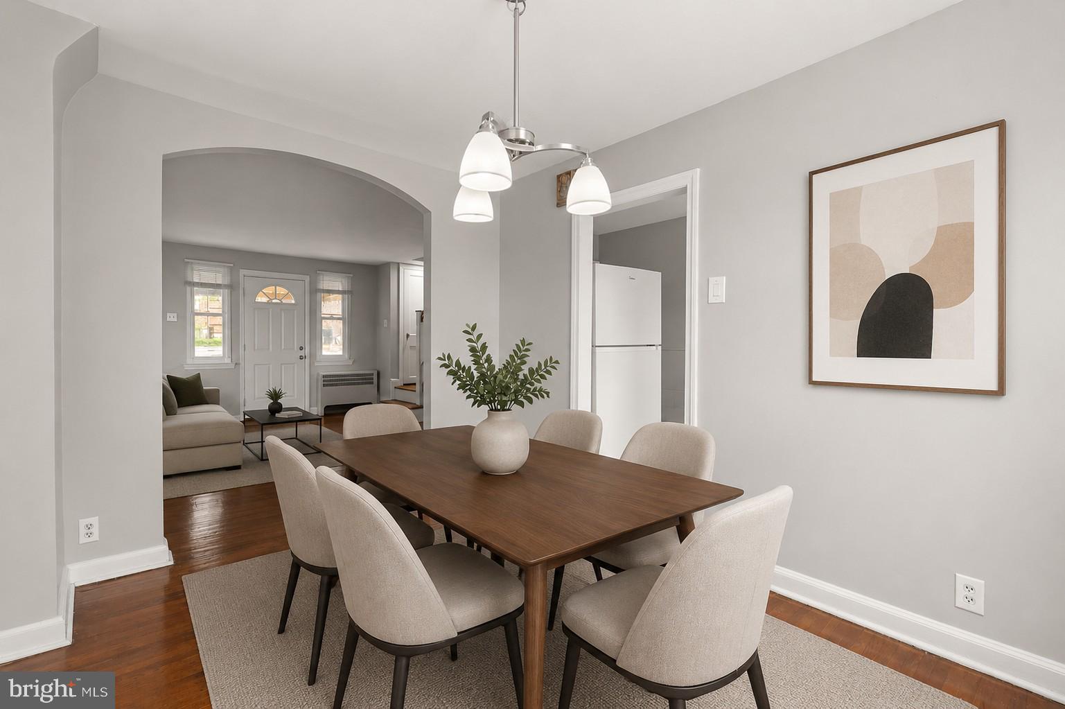 585 Snowden Road Upper Darby, PA 19082 - Photo 4 of 27