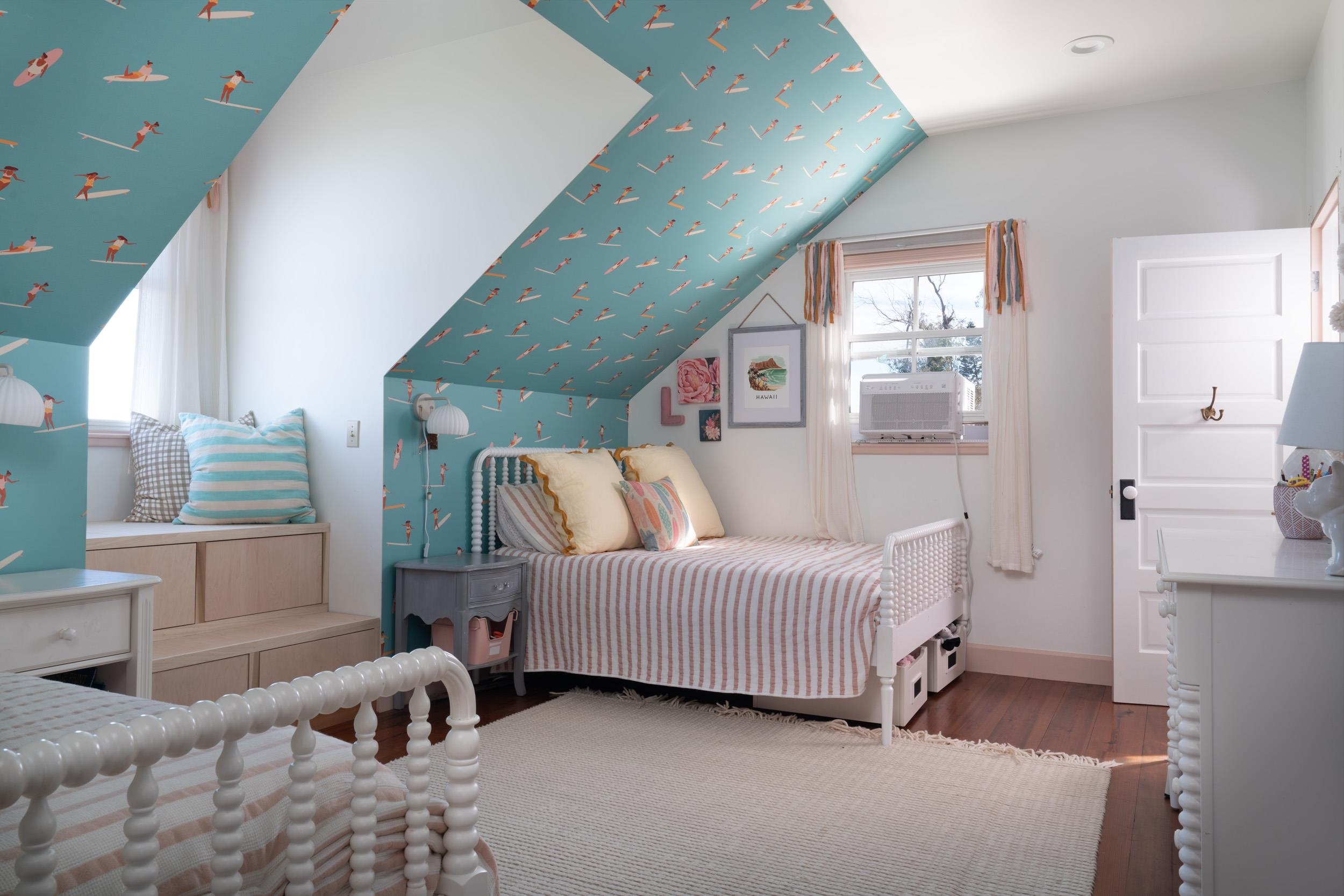 1630 Olinda Road Makawao, HI 96768 - Photo 29 of 50 a living room with furniture and a table