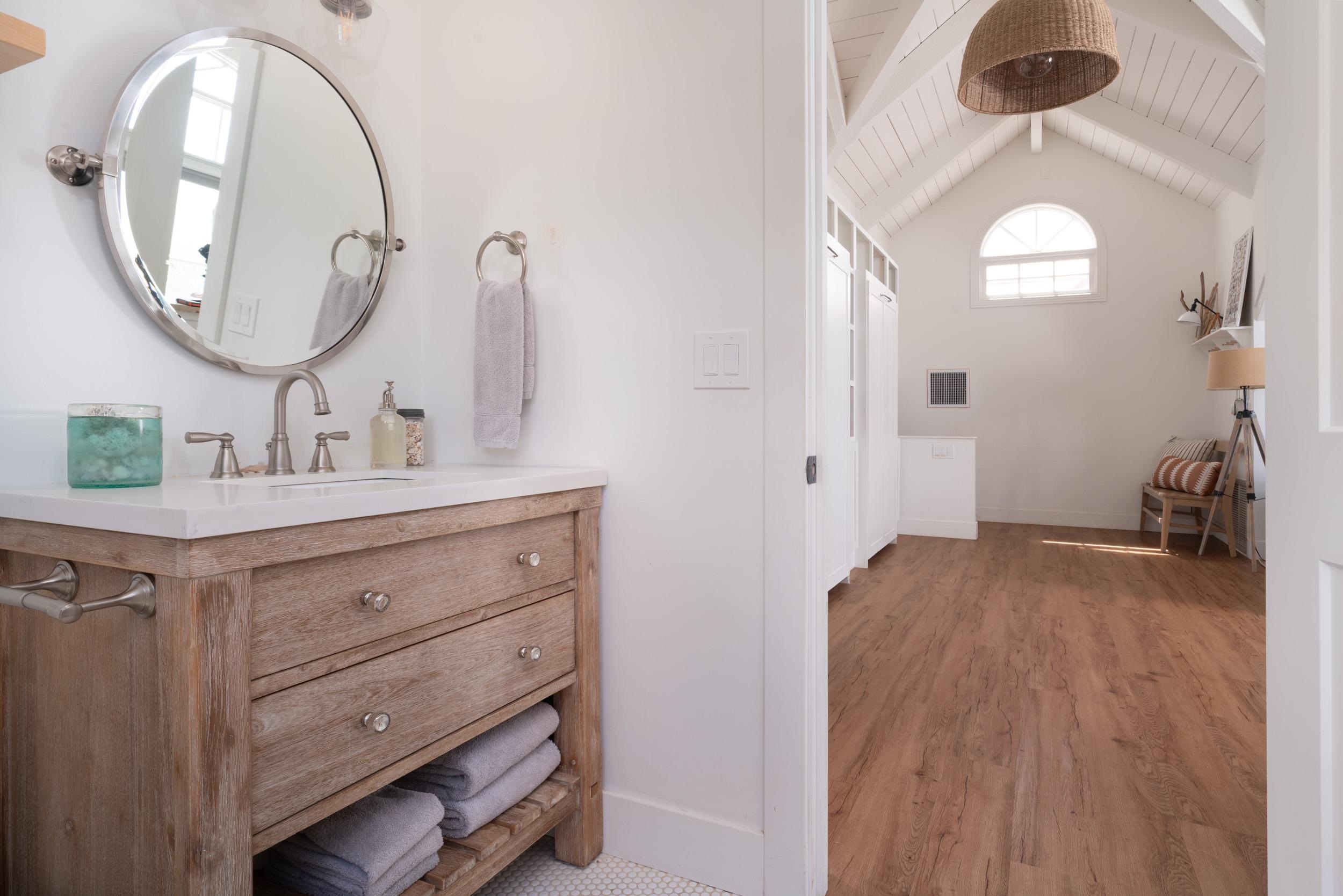 1630 Olinda Road Makawao, HI 96768 - Photo 37 of 50 a bathroom with a sink and a mirror