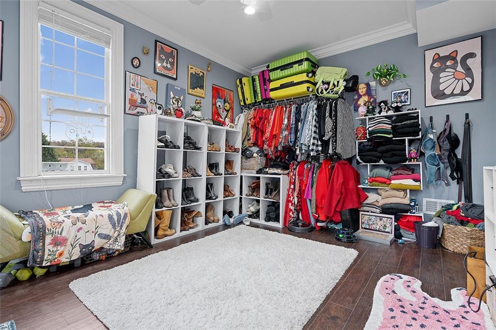 2401 Mt Troy Road Pittsburgh, PA 15212 - Photo 18 of 27 Gallery Image 18