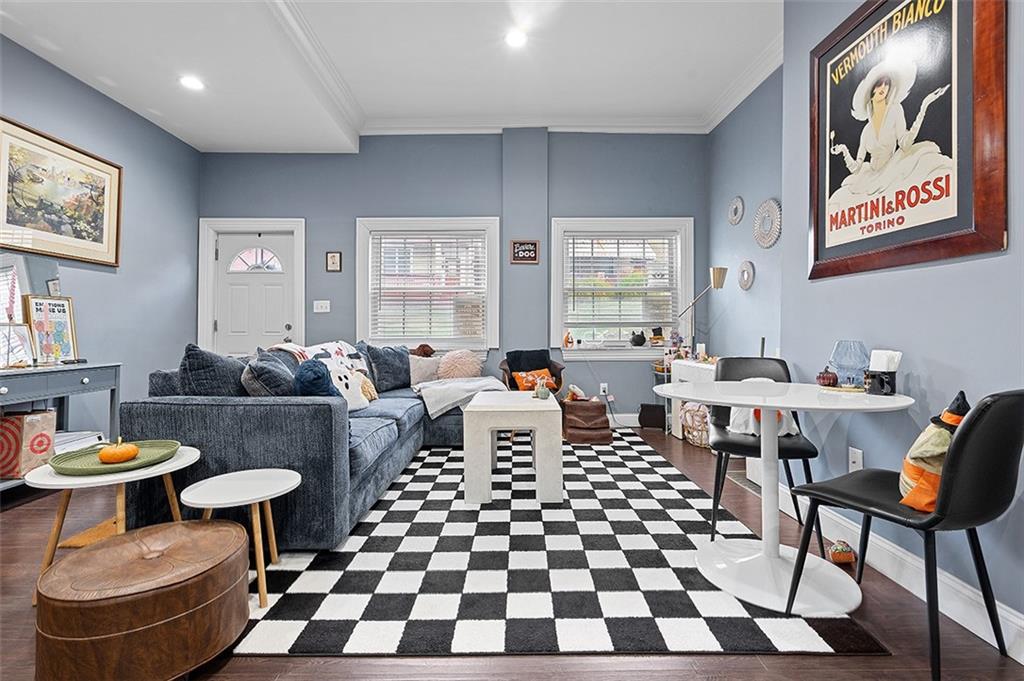 2401 Mt Troy Road Pittsburgh, PA 15212 - Photo 2 of 27 Gallery Image 2