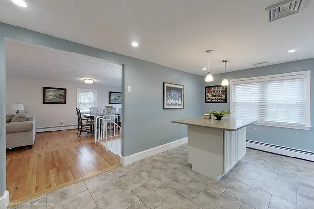 $11,000 | 7 Wilbur Avenue, Newport, RI 02840