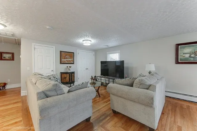 $11,000 | 7 Wilbur Avenue, Newport, RI 02840