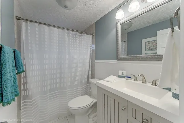 $11,000 | 7 Wilbur Avenue, Newport, RI 02840