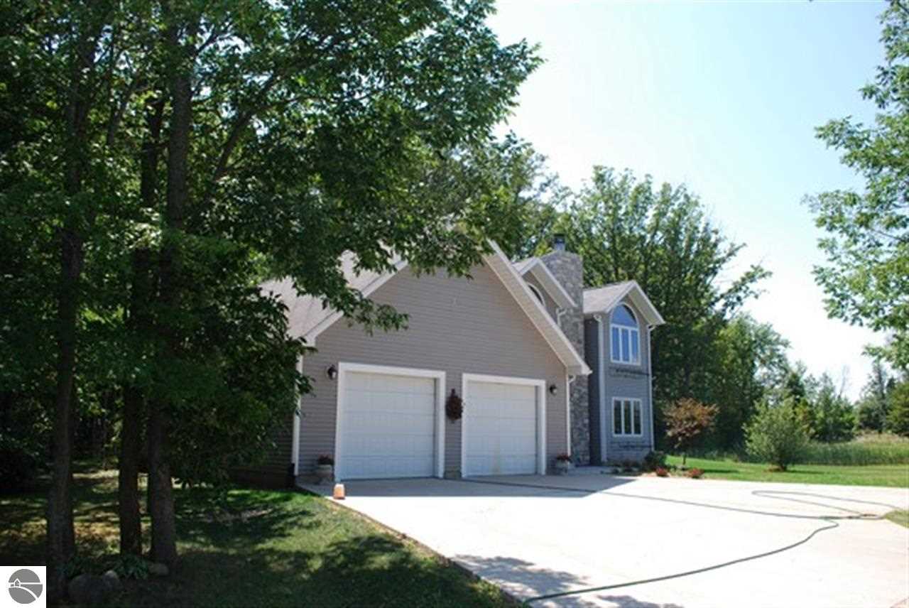 5736 East Denver Road Rosebush, MI 48878 - Photo 3 of 17 1790756-2.JPG