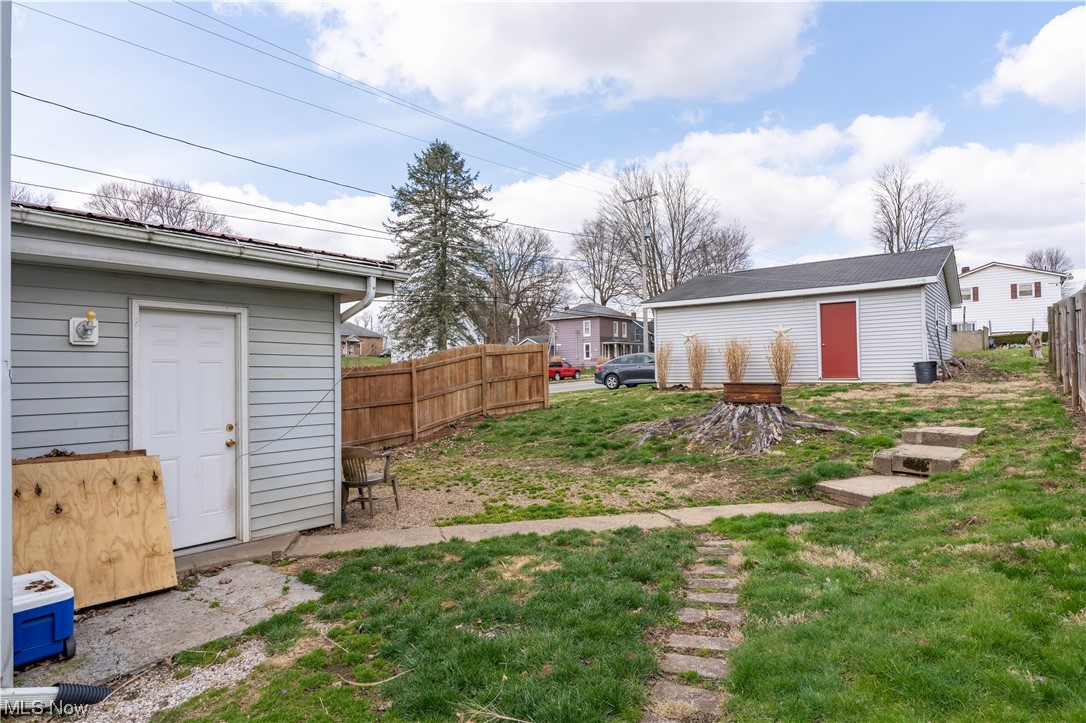 10678 Rochester Road East Rochester, OH 44625 - Photo 29 of 31 Gallery Image 29