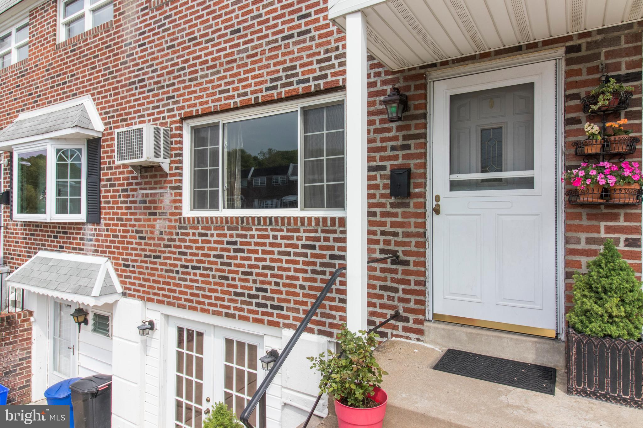 3664 Friar Road Philadelphia, PA 19154 - Photo 4 of 24 Gallery Image 4