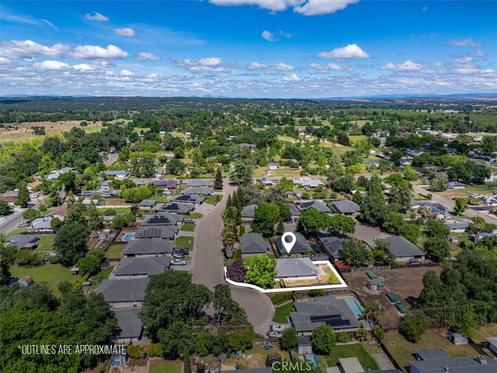 245 Shelley Way Red Bluff, CA 96080 - Photo 5 of 63