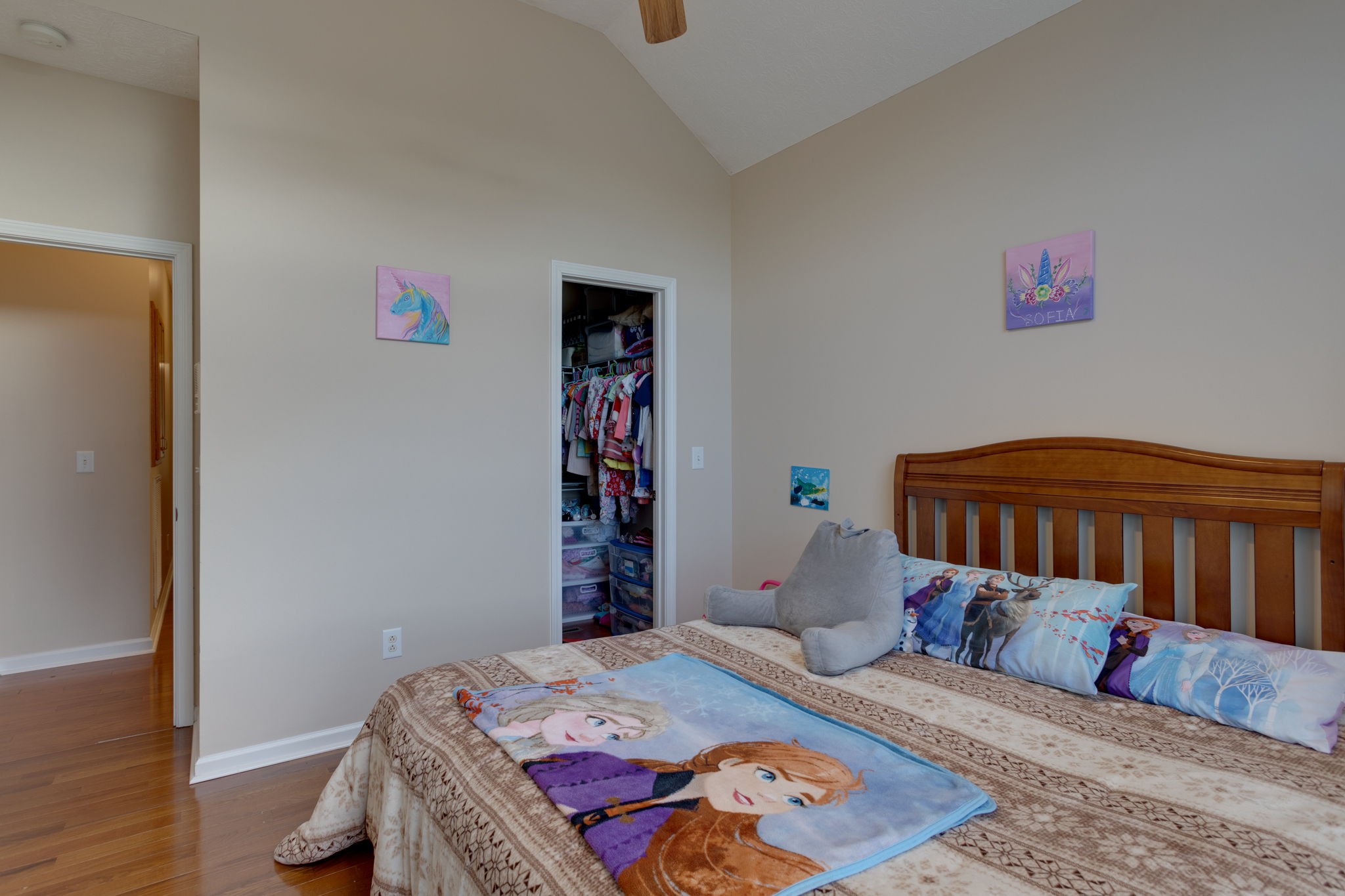 621 Jackson Road Portland, TN 37148 - Photo 16 of 32 a bedroom with a bed and a table in it