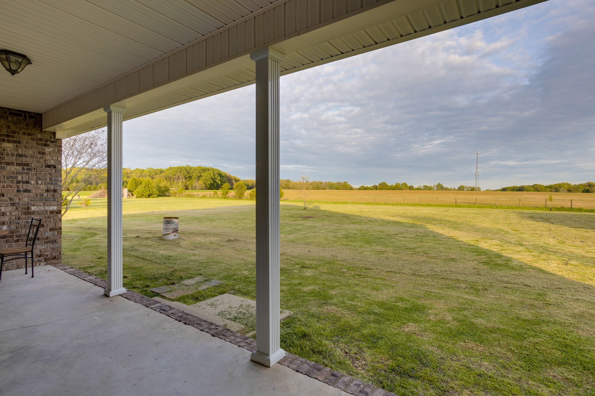 621 Jackson Road Portland, TN 37148 - Photo 29 of 32 a view of ocean from a window