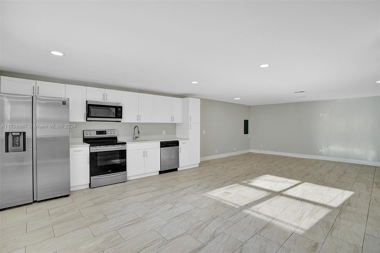 242 Southwest 9th Street, Unit 2 Dania Beach, FL 33004 - Photo 1 of 38