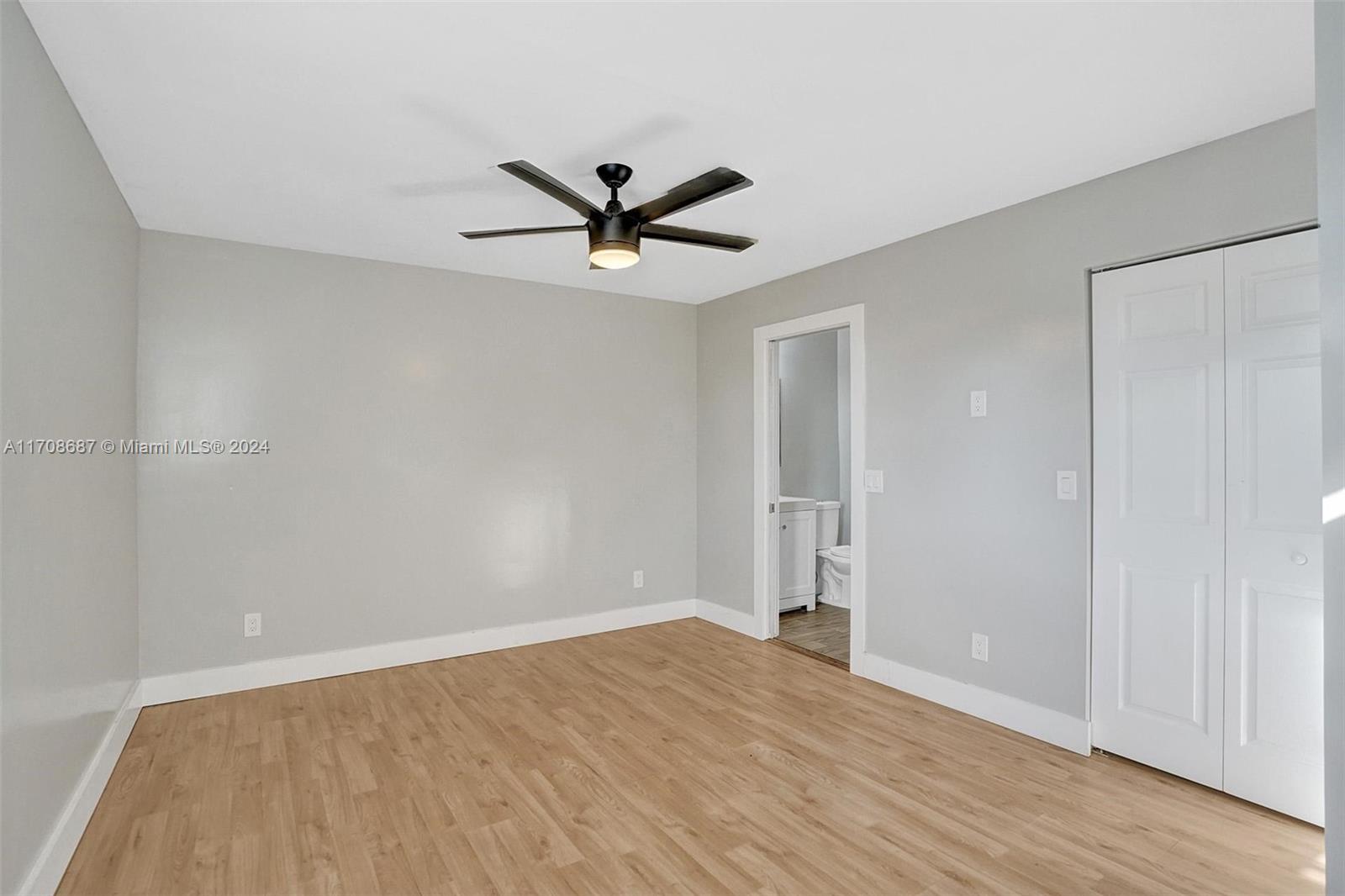 242 Southwest 9th Street, Unit 2 Dania Beach, FL 33004 - Photo 25 of 38