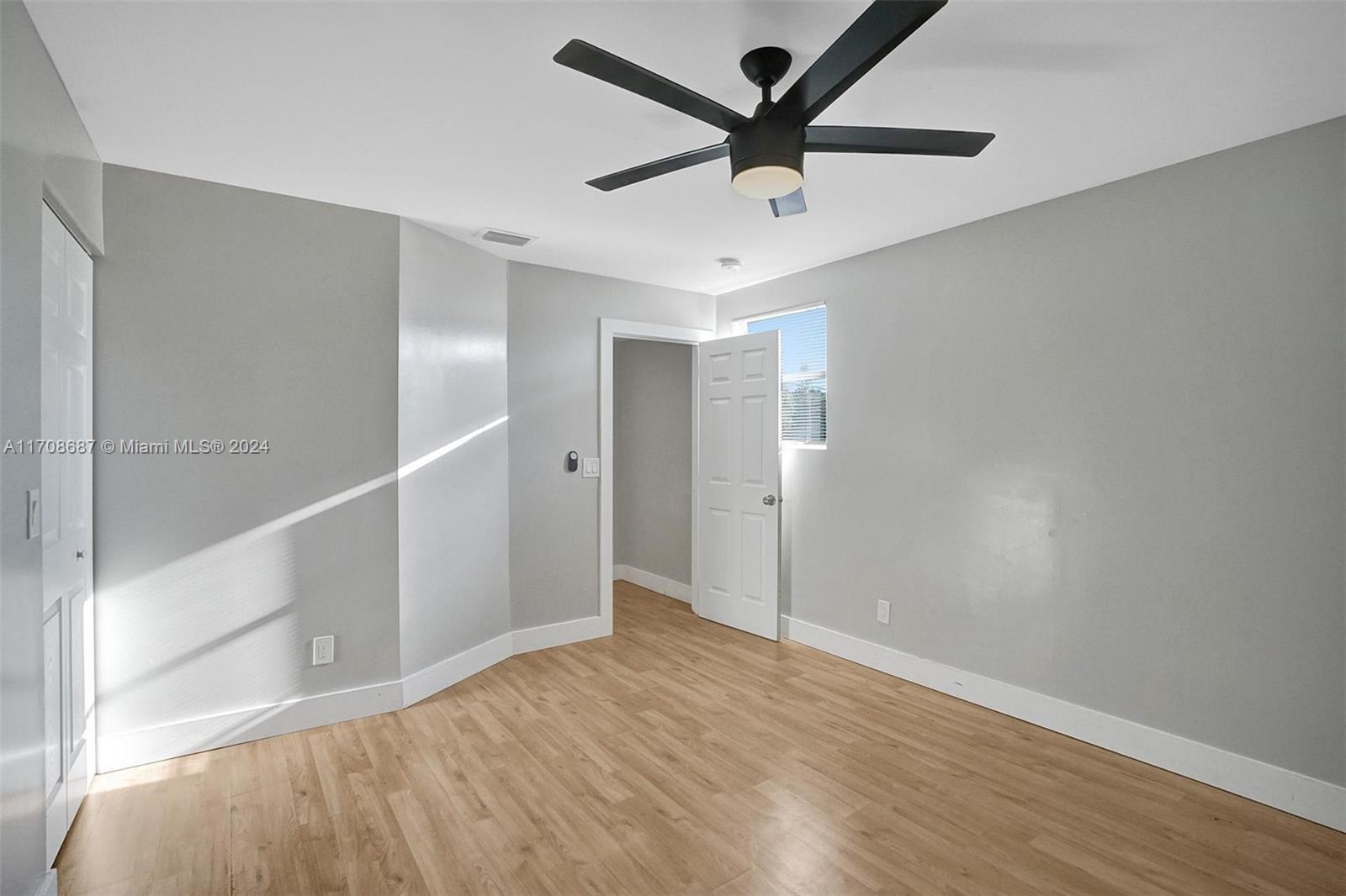 242 Southwest 9th Street, Unit 2 Dania Beach, FL 33004 - Photo 27 of 38