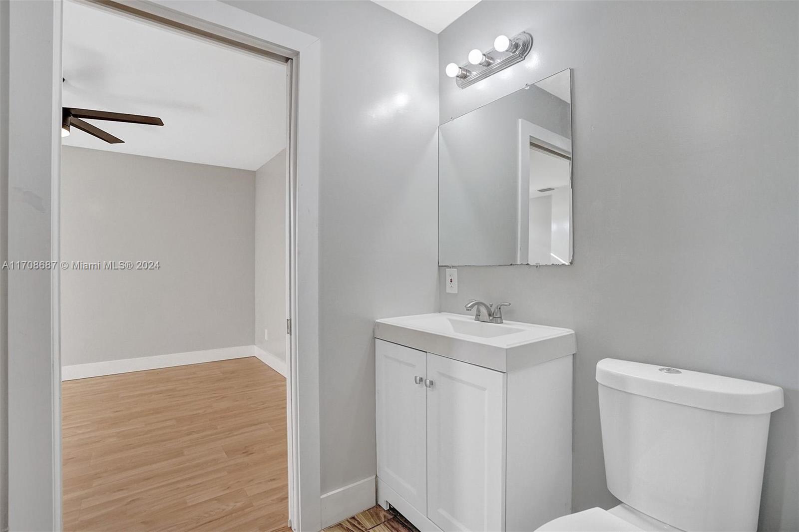 242 Southwest 9th Street, Unit 2 Dania Beach, FL 33004 - Photo 29 of 38