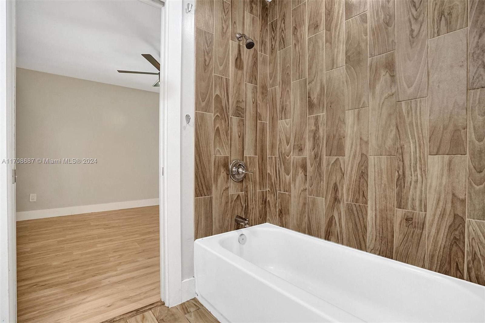 242 Southwest 9th Street, Unit 2 Dania Beach, FL 33004 - Photo 30 of 38