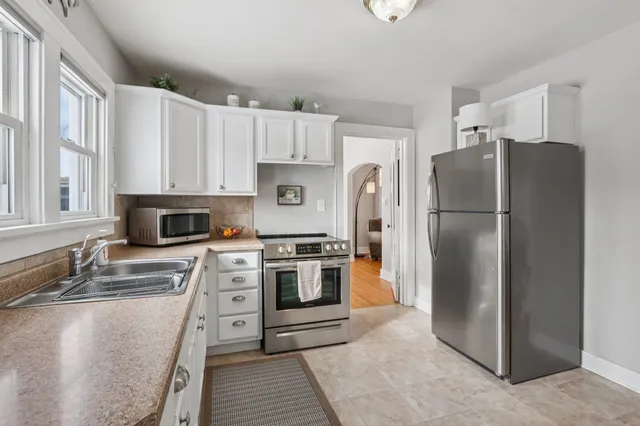 $414,900 | 108 4th Street, Waunakee, WI 53597