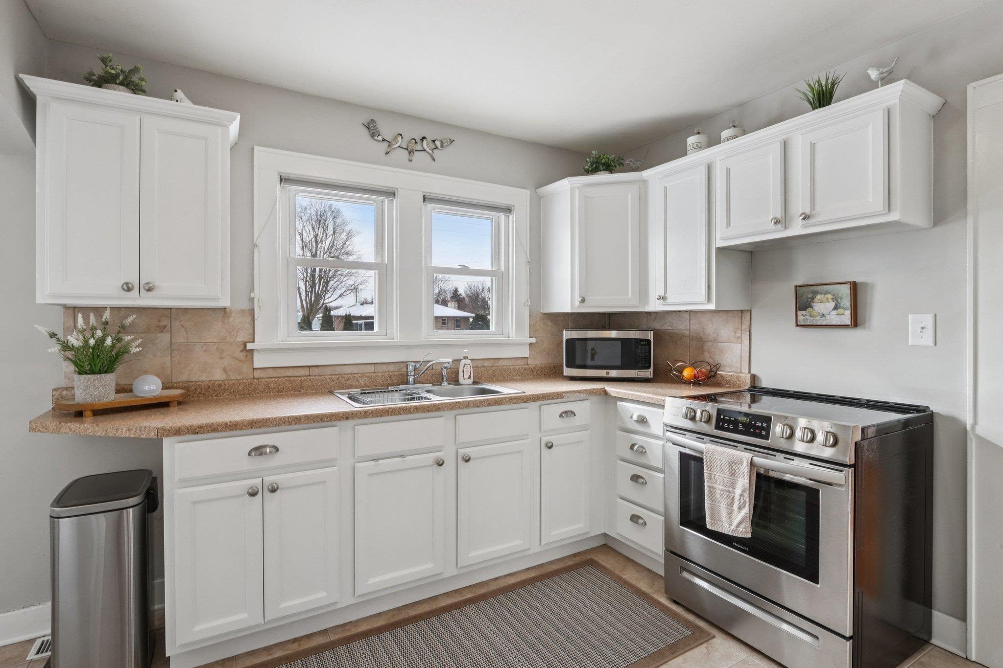 108 4th Street Waunakee, WI 53597 - Photo 15 of 47