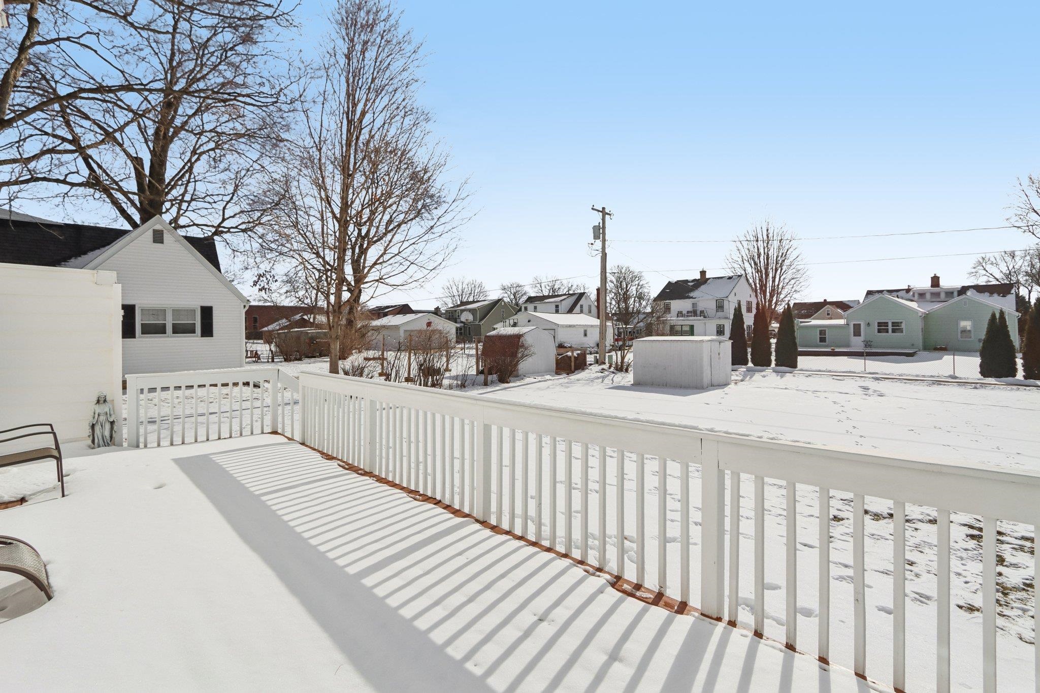 108 4th Street Waunakee, WI 53597 - Photo 32 of 47