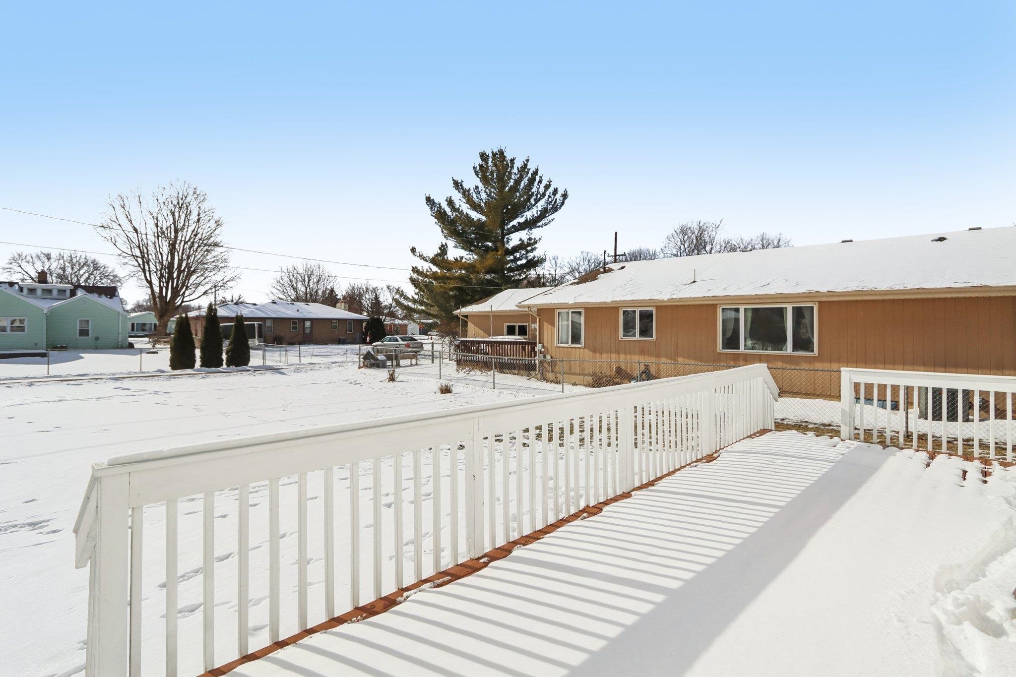 108 4th Street Waunakee, WI 53597 - Photo 33 of 47