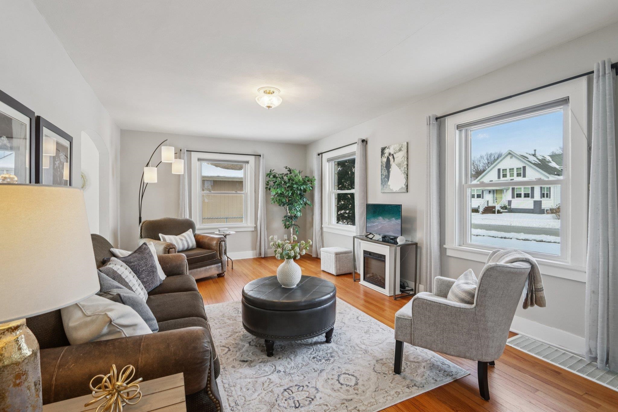 108 4th Street Waunakee, WI 53597 - Photo 10 of 47