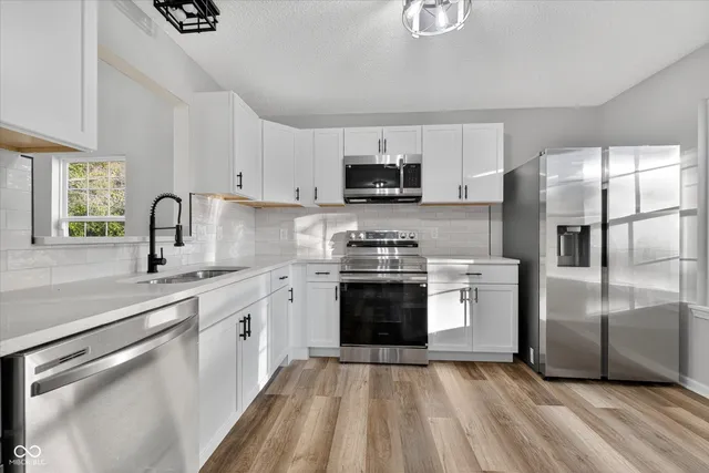 $1,990 | 12126 Blue Springs Lane, Fishers, IN 46037