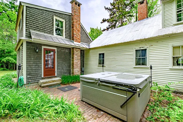 $775,000 | 217 Fire Ln 26, Brownfield, ME 04010