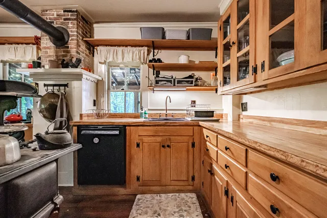 $775,000 | 217 Fire Ln 26, Brownfield, ME 04010