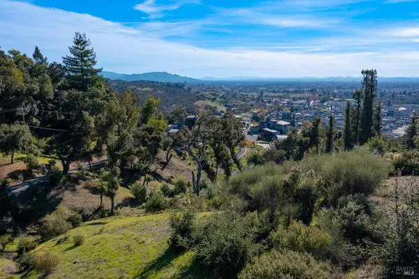 $135,000 | 1064 Wikiup Drive, Santa Rosa, CA 95403