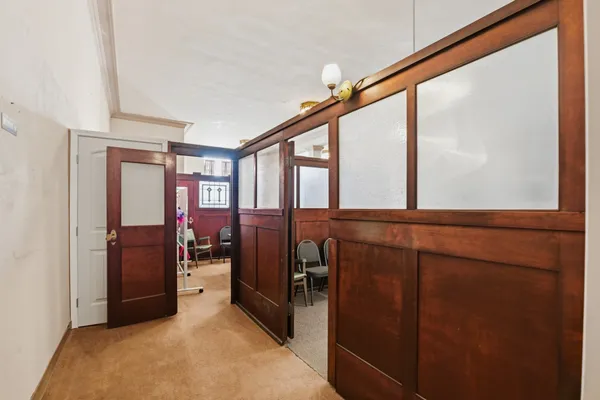 $520,000 | 207 West Grand Avenue, Yoakum, TX 77995
