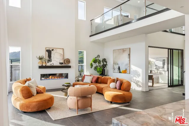 $10,995 | 20668 Hummingbird Court, Porter Ranch, CA 91326