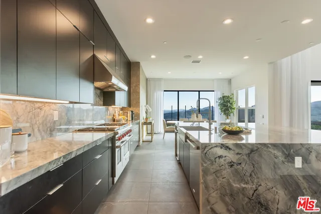 $10,995 | 20668 Hummingbird Court, Porter Ranch, CA 91326