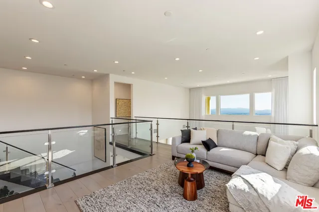 $10,995 | 20668 Hummingbird Court, Porter Ranch, CA 91326