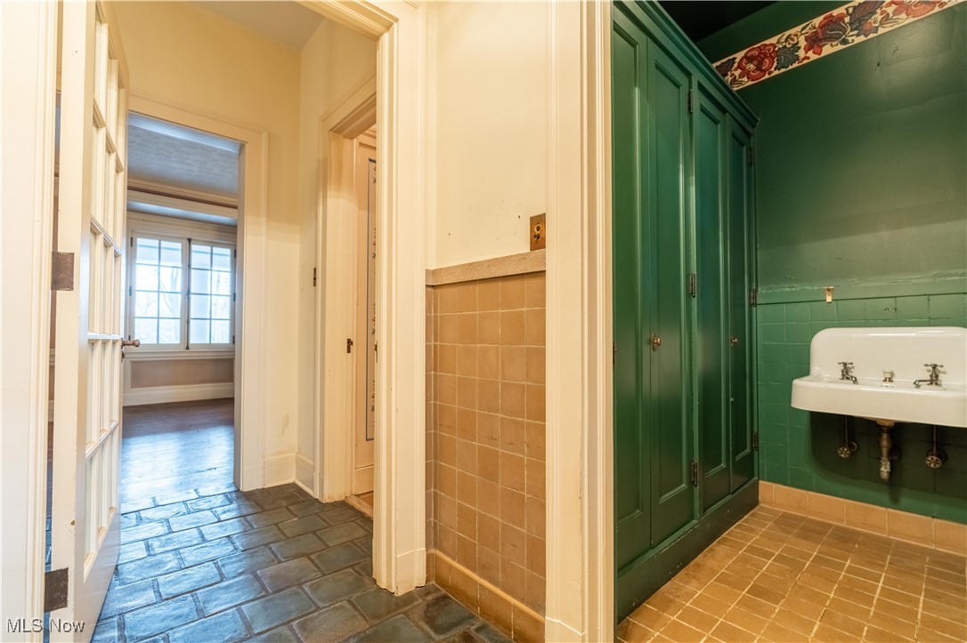 29 Putnam Road Akron, OH 44313 - Photo 11 of 50 Gallery Image 11